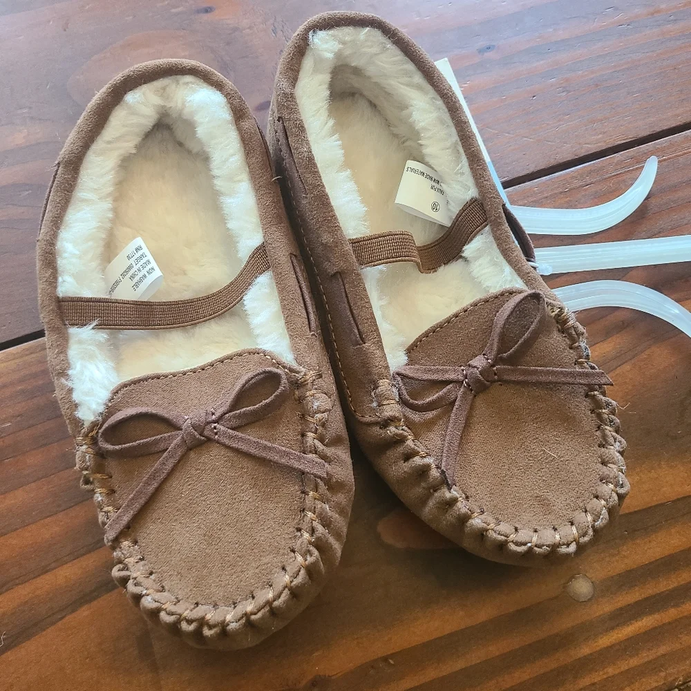 NWT Cat & Jack Brown Loafers - 10